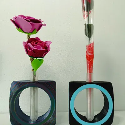 Bình hoa vuông (Square vase)