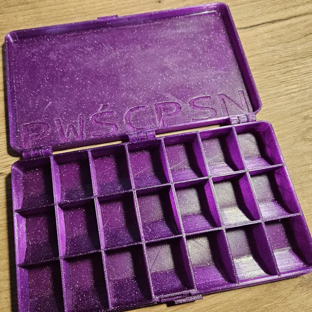 Hộp thuốc tuần lớn, chia 3 lần/ngày, có ký hiệu ngày tiếng Ba Lan - Image 1