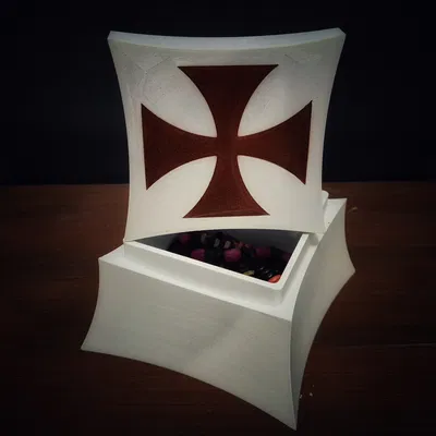 The Box of Curves – Hộp đựng với đường cong mạnh mẽ