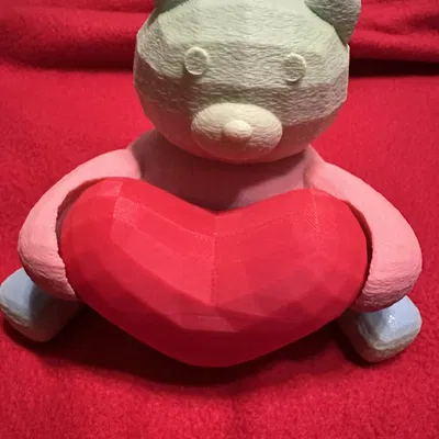 Gấu Valentine ôm trái tim