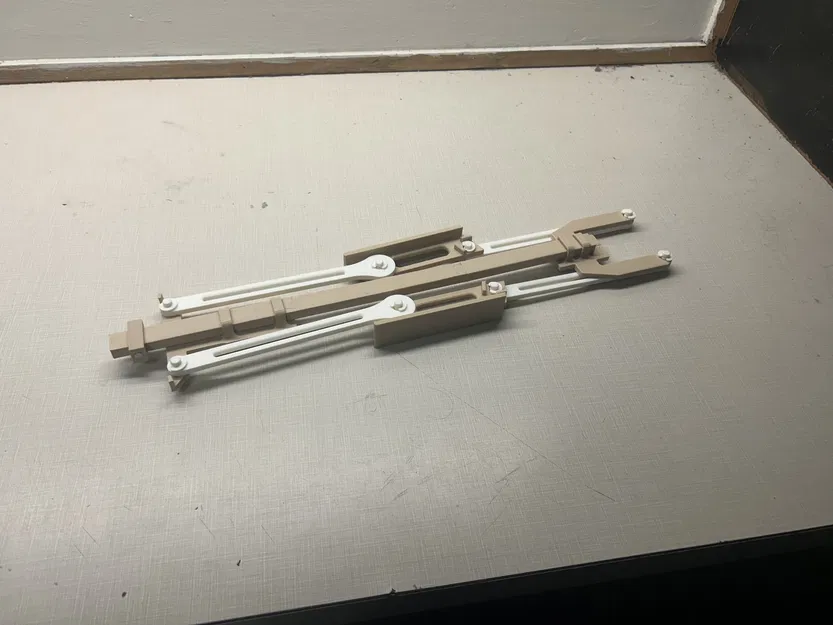 Cơ cấu gập kiểu nỏ của Unika (GG Strive) - Image 2