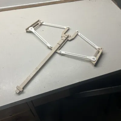 Cơ cấu gập kiểu nỏ của Unika (GG Strive)