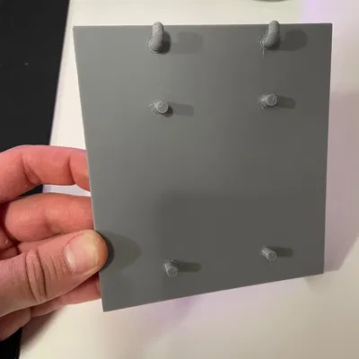 Giá treo mũi khoan pegboard với khay tháo rời