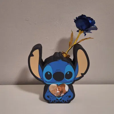 Hộp quà Valentine Stitch – Khung ảnh trái tim & chỗ cắm hoa hồng