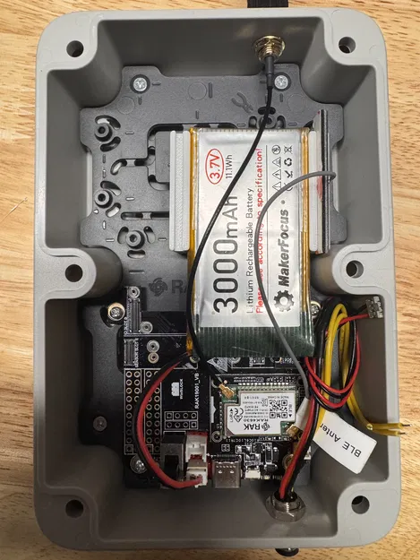 Giá gắn pin cho Rak Unify Solar Meshtastic Node - Image 1