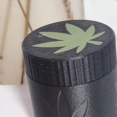 leaflock – Hộp đựng nắp vặn nhỏ gọn họa tiết lá