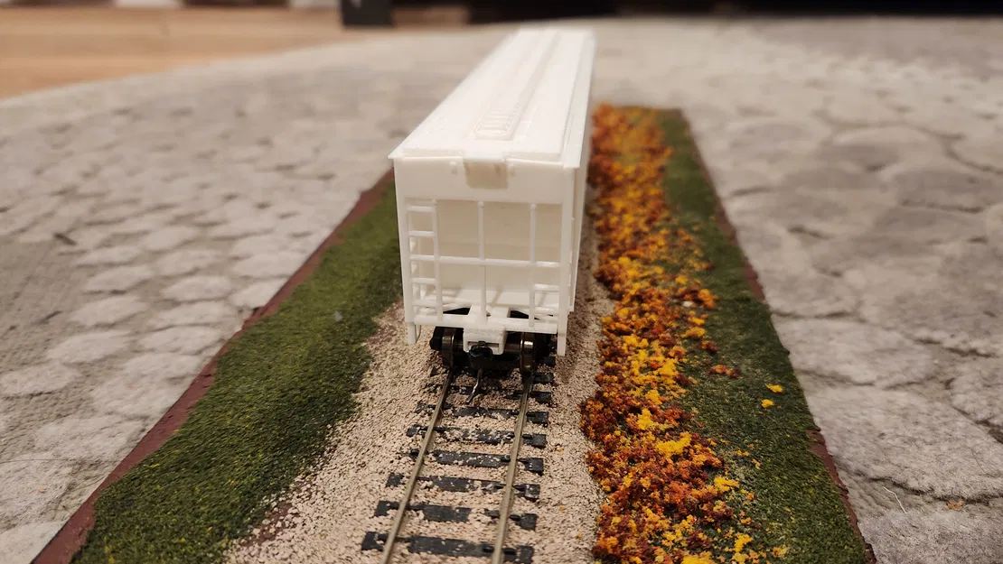 Toa xe lửa HO: 3-Bay Covered Hopper - Image 4