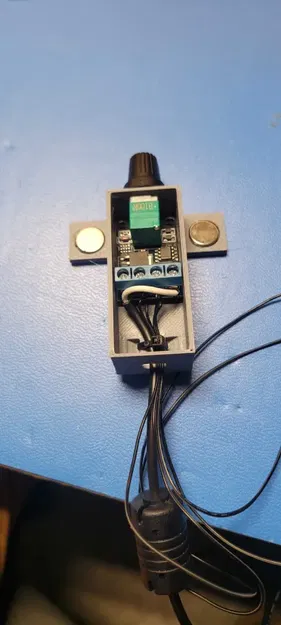 Vỏ (housing) cho bộ điều khiển PWM - Image 1