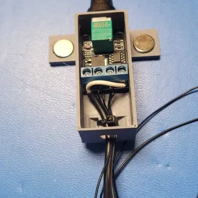 Vỏ (housing) cho bộ điều khiển PWM