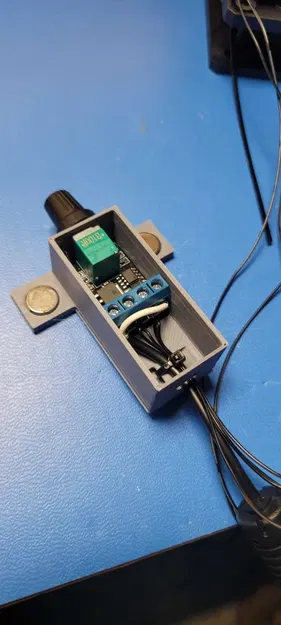 Vỏ (housing) cho bộ điều khiển PWM - Image 2