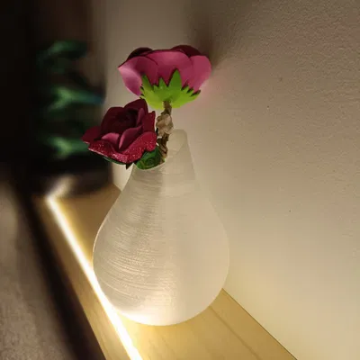 Bình hoa phong cách Sannolik (Ikea)