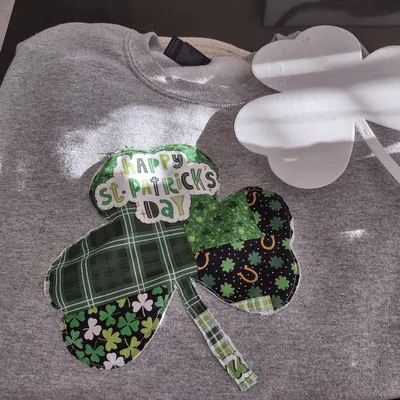 Template hoạ tiết shamrock để may vá