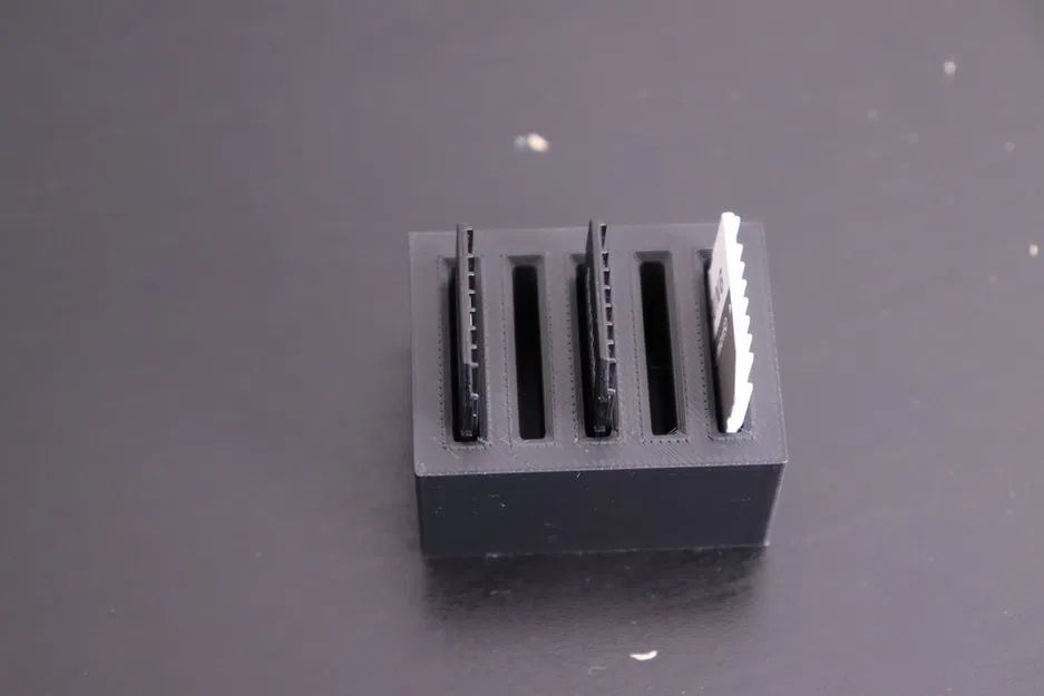 SD Card Holder v2 (Kẹp/giá giữ thẻ SD phiên bản 2) - Image 3