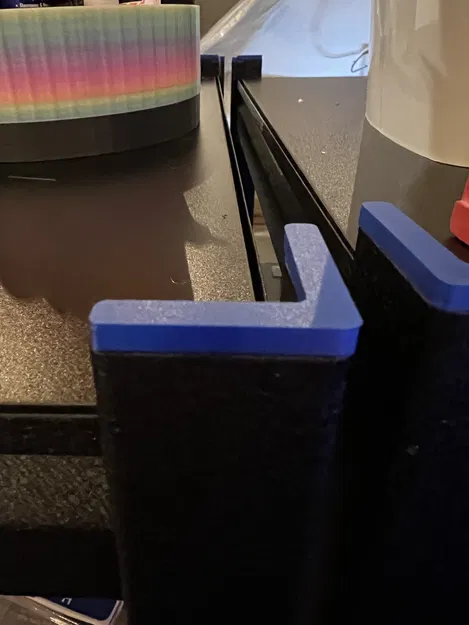 Nắp Chụp Góc (Corner Cap) - Image 1