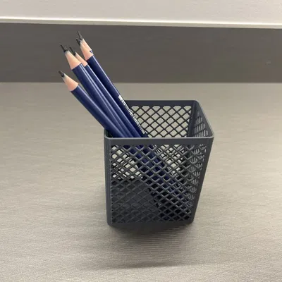 Ống cắm bút dạng openwork