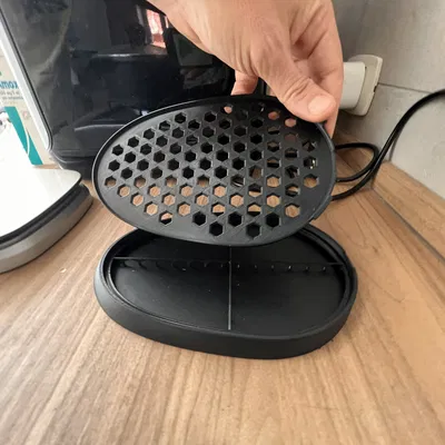 Đế chống nhỏ giọt cho máy moka điện De'Longhi Alicia