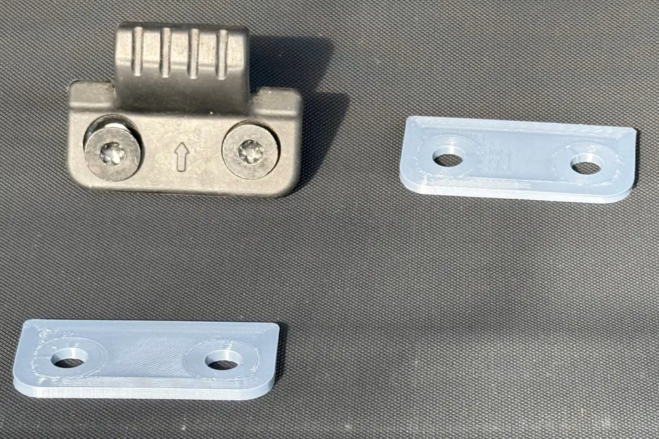 Miếng chêm (Shims) cho dẫn hướng cốp sau Ioniq 5 2024 - Image 3