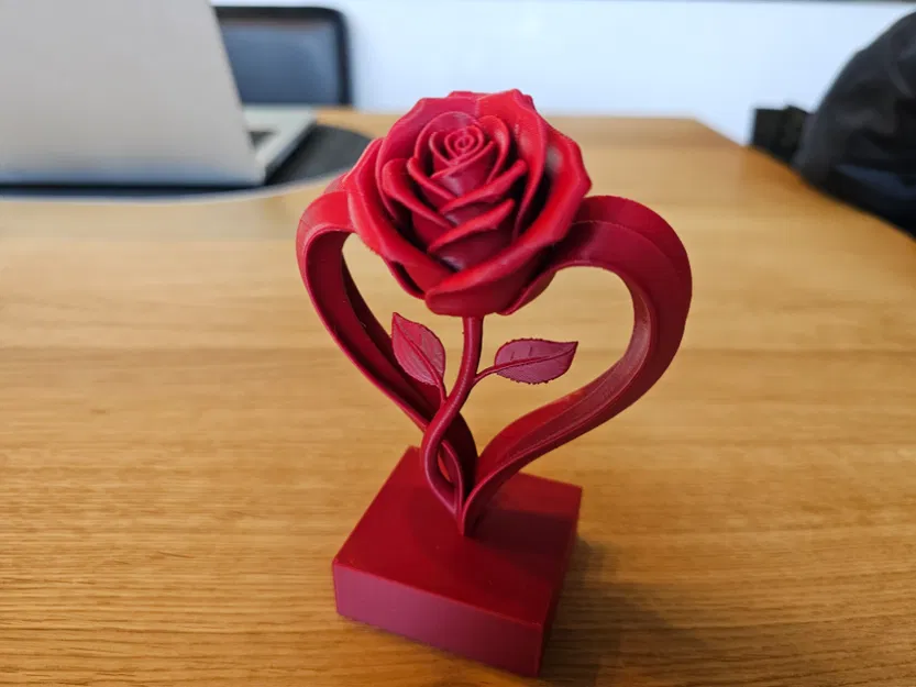 Eternal Rose – Tượng hoa hồng trang trí - Image 1