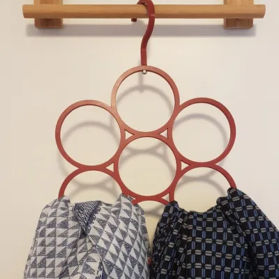 Giá treo khăn choàng với móc xoay bắt vít