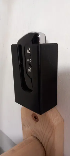 Giá treo tường chìa khóa Skoda Enyaq - Image 2