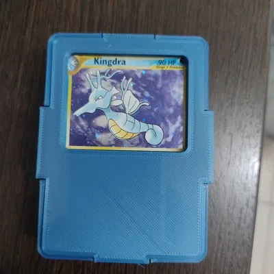 Hộp đựng bài Pokemon TCG (Deck Case) – ôm khít 60 lá không bọc sleeve