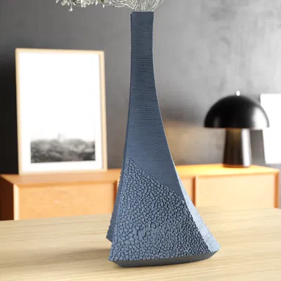 Bình hoa vải & khoáng (Fabric and Mineral Vase)