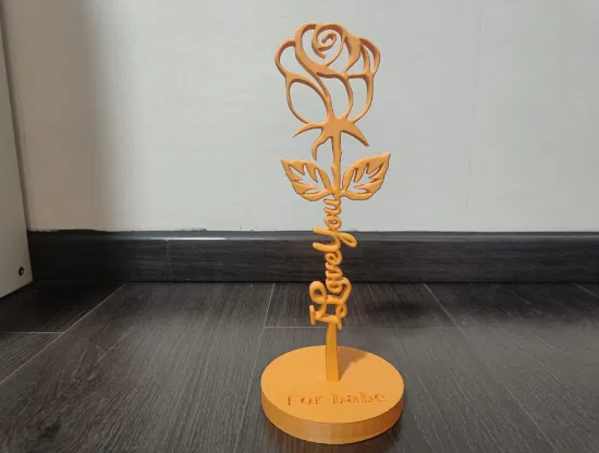 Bông hồng Valentine có chữ trên thân và đế ghi tên - Image 1