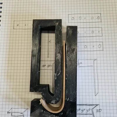 Khuôn móc (hook) uốn veneer