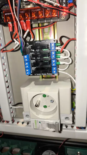 Tấm gá module SSR 4 kênh cho thanh DIN (DIN rail) - Image 1