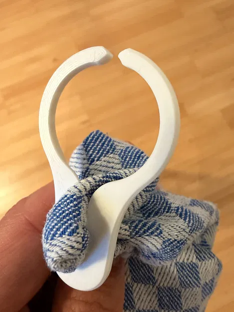 Móc treo khăn mở (Open towel hanger) - Image 1