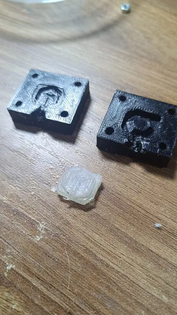 Khuôn keo nến (hot glue) làm diffuser HTLF - Image 1