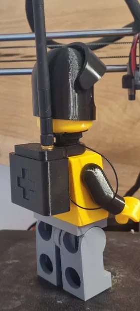 ESP-CAM Minifig Vệ Sĩ An Ninh – Quà Valentine Hoàn Hảo - Image 5