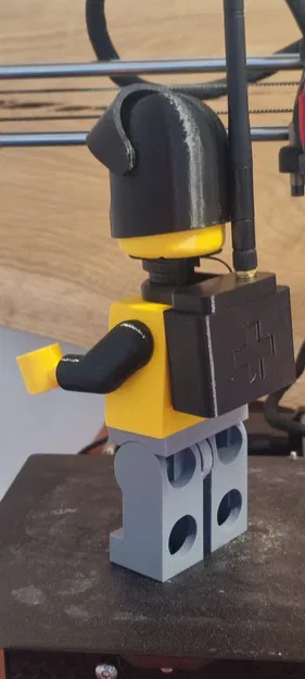 ESP-CAM Minifig Vệ Sĩ An Ninh – Quà Valentine Hoàn Hảo - Image 6