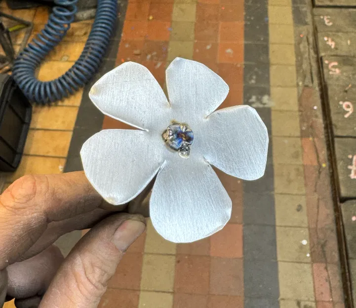 Bộ template (khuôn) Steel Rose cho ngày Valentine - Image 7