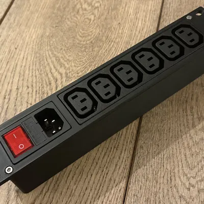 PDU IEC gắn rack 10-inch (Rack mount IEC Power Distribution Unit)