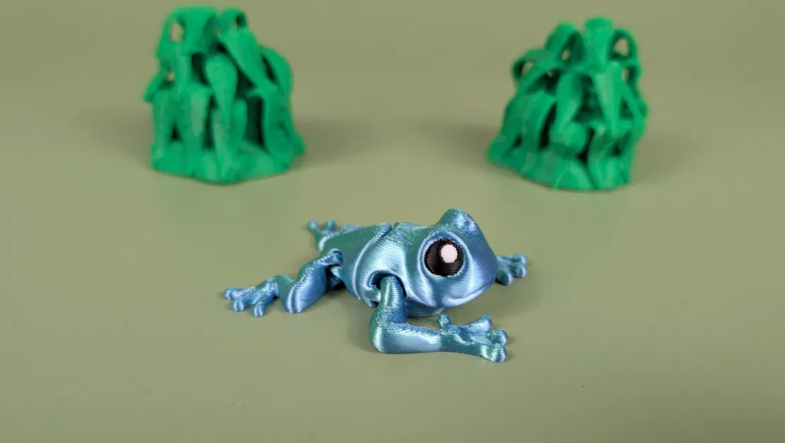Ếch Poison Dart Frog – Mô Hình Keychain Articulated (Flexi) - Image 7