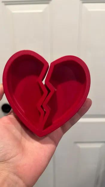 Khay Trái Tim Vỡ / Đĩa Đựng Trang Sức (Broken Heart Tray / Jewelry Dish) - Image 4