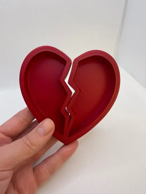 Khay Trái Tim Vỡ / Đĩa Đựng Trang Sức (Broken Heart Tray / Jewelry Dish) - Image 6