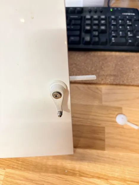 Khóa cửa nhỏ (Small door lock) - Image 1