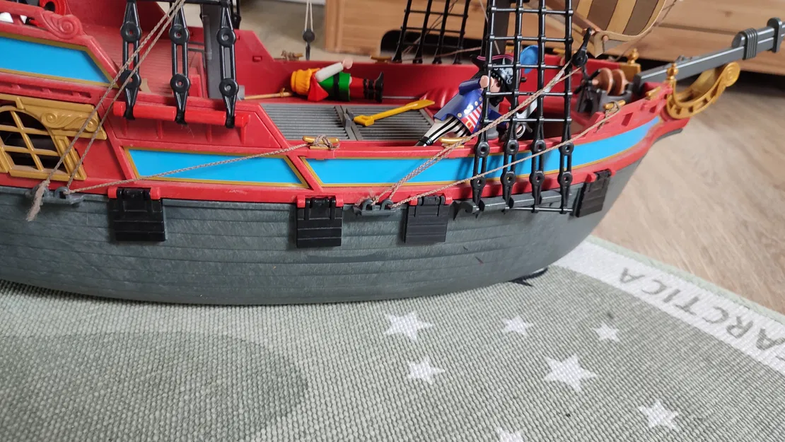 Nắp che nòng pháo tàu cướp biển Playmobil (Playmobil Piratenschiff Kanonenklappe) - Image 2