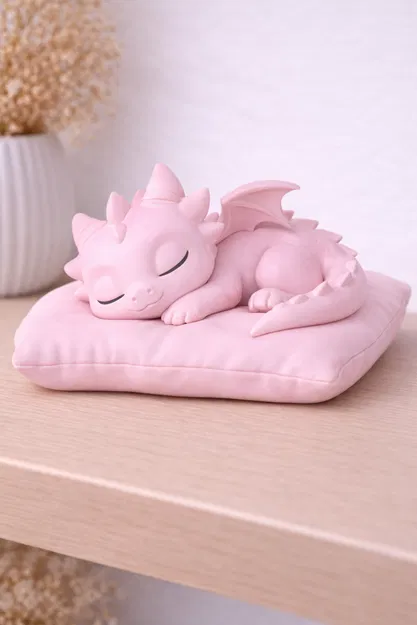 Rồng Con Ngủ Say (Sleeping Baby Dragon) - Image 1