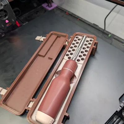 Hộp đựng tua vít LTT/Noctua