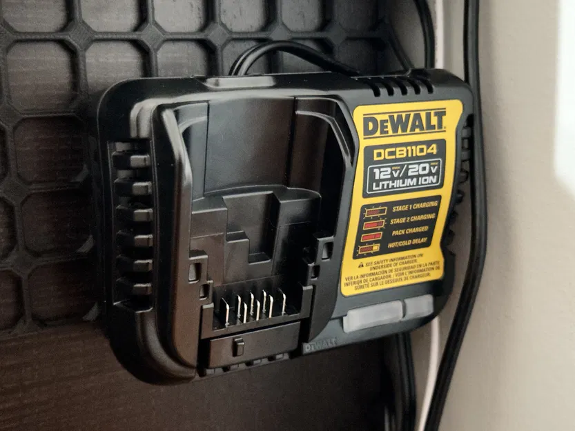 Ngàm gắn openGrid cho sạc Dewalt 20V DCB1104 (openGrid Mount) - Image 1