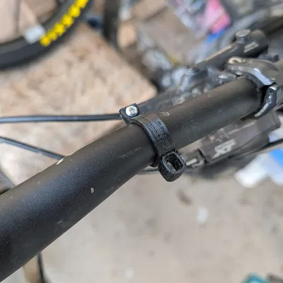 Giá gắn kính mát lên tay lái xe đạp địa hình (MTB)