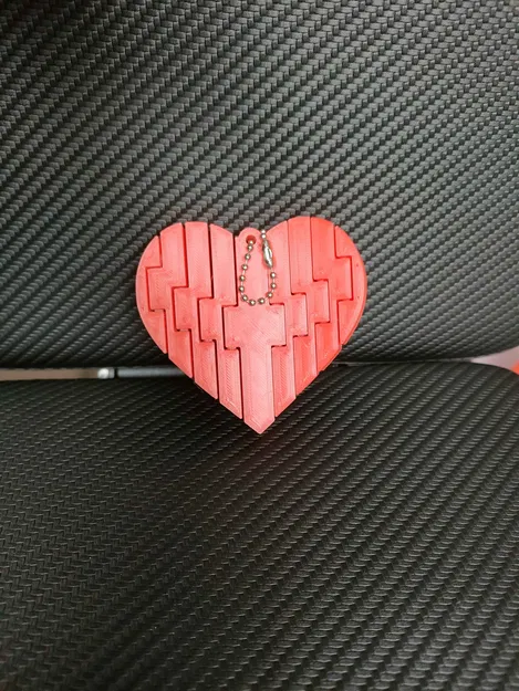 Móc Khóa Valentine Trái Tim Flex (Wiggle) - Image 1