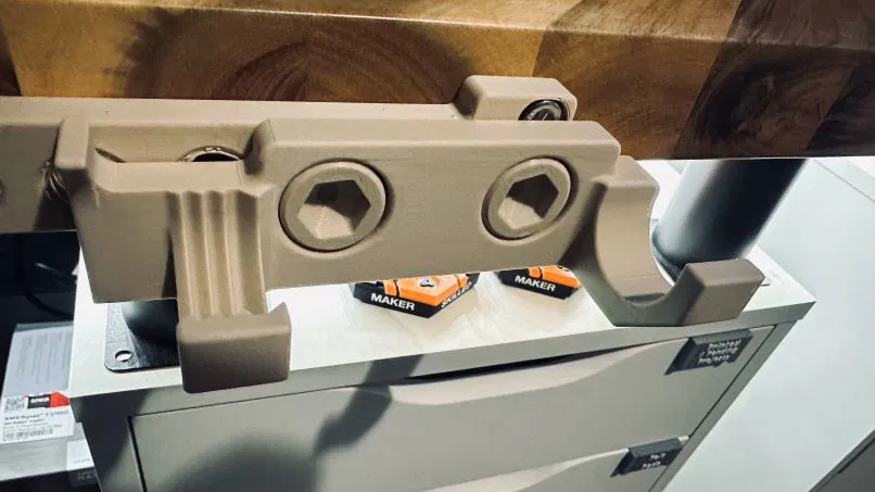 Seeker 4 Pro Threadboard Mount – Giá gắn đèn pin lên Threadboard - Image 2