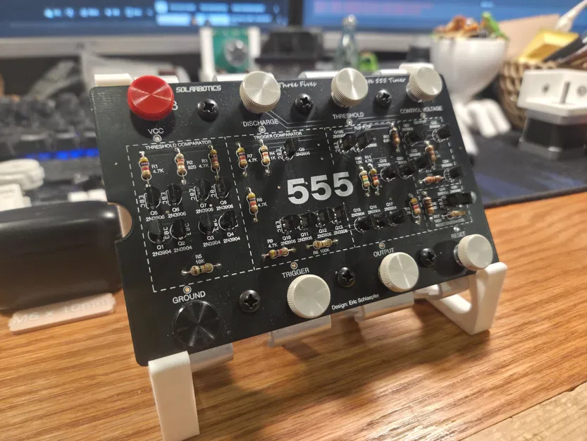 Stand cho bộ Discrete 555 Timer - Image 1