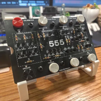Stand cho bộ Discrete 555 Timer