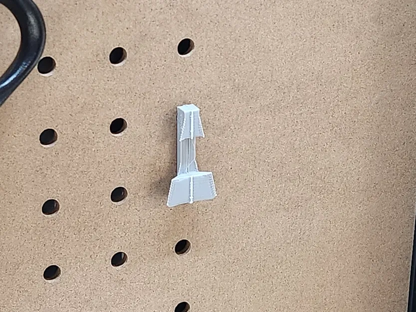 Ngàm Sy's Peglock cho pegboard dày 1/8", khoảng cách tâm 1" - Image 1