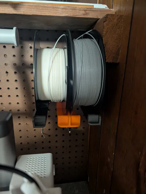 Giá treo cuộn filament cho pegboard - Phần giữa - Image 1
